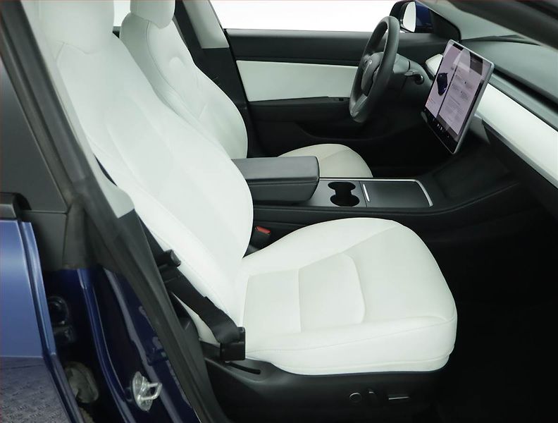 Tesla Model 3 (2020) Long Range 4WD 74kWh, SoH 89% - fotka 9 z 21