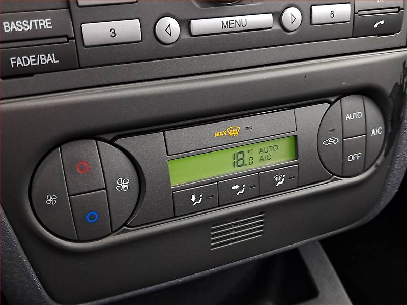 Ford Fusion (2007) 1.4, po STK, jezdí výborně - fotka 16 z 17