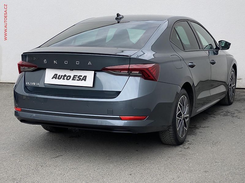 Škoda Octavia (2022) 2.0 TDi, 1.maj,ČR, Style - fotka 4 z 18