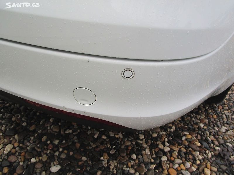 Opel Insignia 2,0D-120KW-NOVÁ STK+OLEJ - fotka 9 z 27