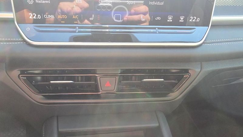Volkswagen Tayron (2025) 1.5 eTSI 110 kW DSG7 7míst  - fotka 32 z 37