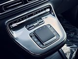 Mercedes-Benz Třídy V (2026) 300d EXCLUSIVE AMG 4M L AIR - náhled 26
