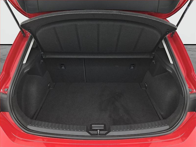 Seat Leon (2022) 1.0 eTSI, Automat, ČR,1.maj - fotka 14 z 18