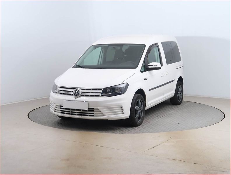 Volkswagen Caddy (2015) 2.0 TDI, 5Míst, 1Maj - fotka 2 z 14
