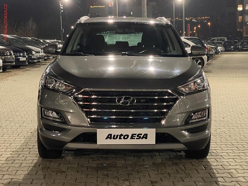 Hyundai Tucson (2018) 1.6CRDi, ČR, Navi, AC, kamera - fotka 2 z 19