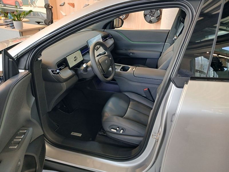 Xpeng G6 (2026) AWD Performance - 487 HP !!! - fotka 9 z 16
