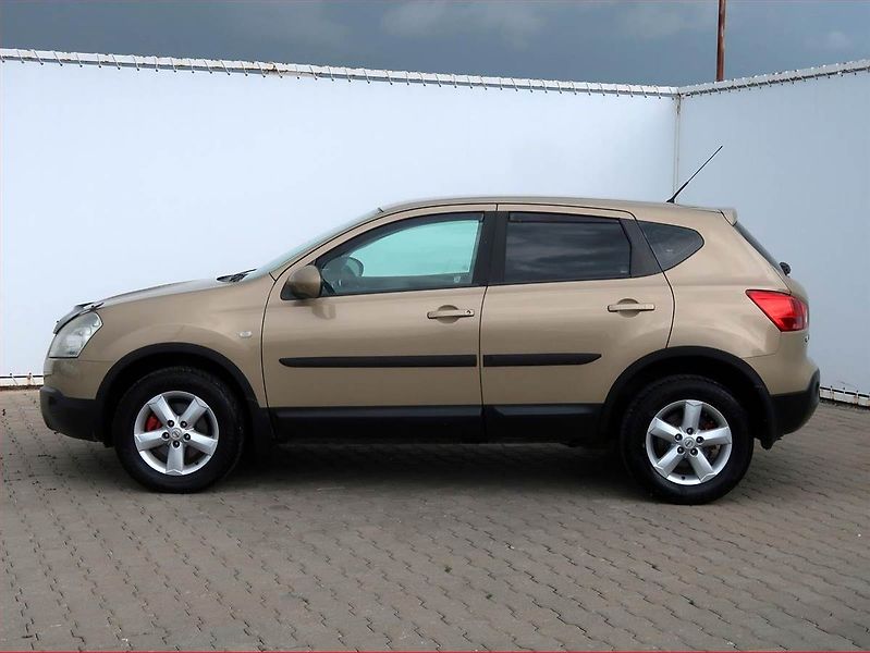 Nissan Qashqai (2007) 1.5 dCi, Serv.kniha, Tempomat - fotka 3 z 14