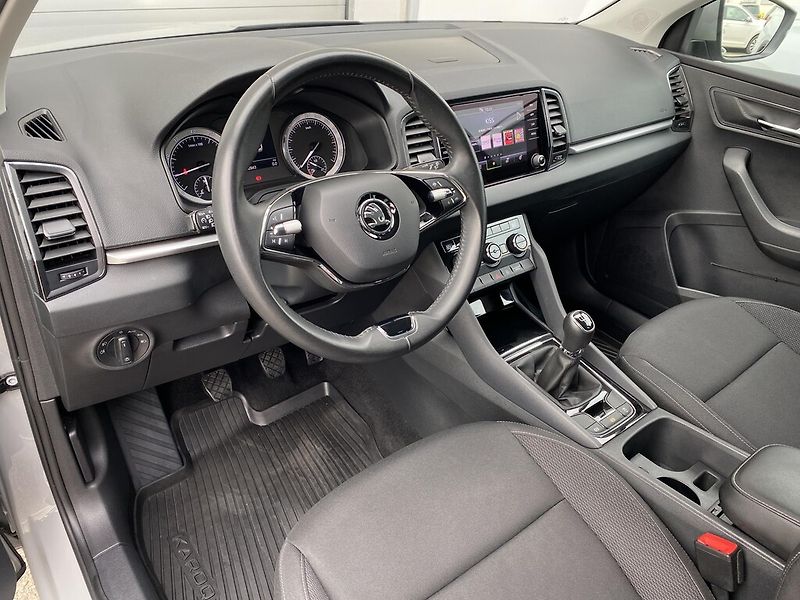 Škoda Karoq 1,0 TSI 81 kW Ambition - fotka 7 z 26