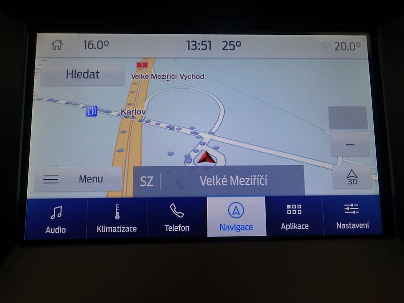 Ford S-MAX 140 kW, Titanium, REZERVOVÁNO - fotka 16 z 44