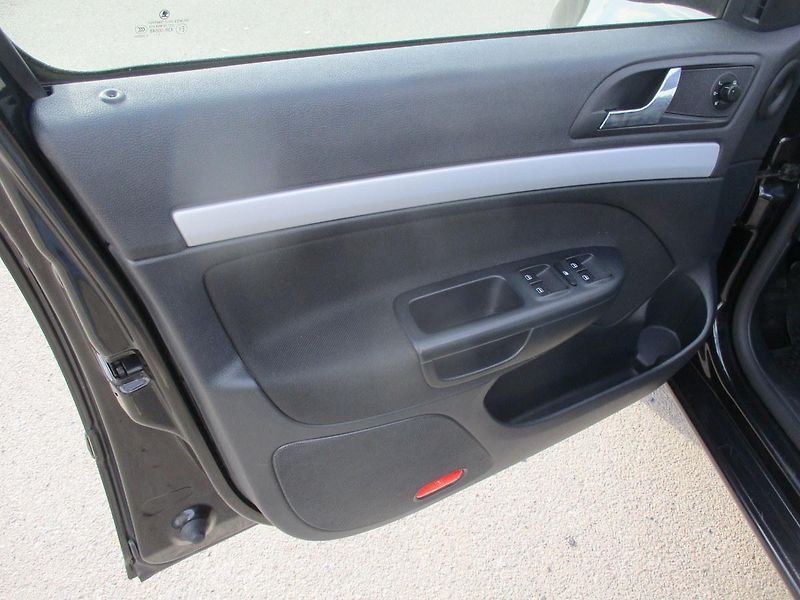 Škoda Octavia 1.2 TSi*TAŽNÉ*L+Z PNEU*VÝHŘEV - fotka 12 z 43