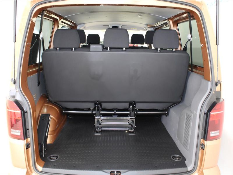 Volkswagen Transporter 2,0 TDi 110kW DR TZ 8-míst ČR - fotka 24 z 25