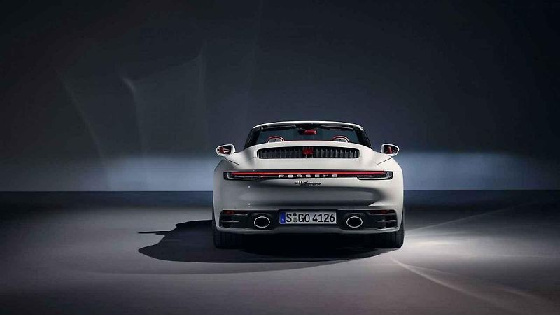 Porsche 911 Carrera a Carrera Cabrio