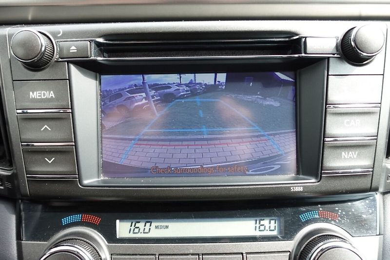 Toyota RAV4 2.0 VVT-i AWD Multidrive S Act - fotka 24 z 30