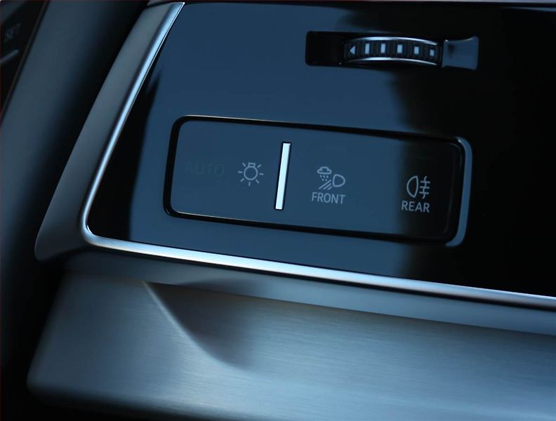 Audi Q8 (2019) 50 TDI - fotka 19 z 32