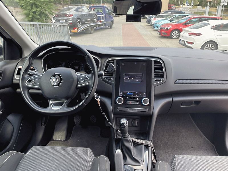 Renault Mégane (2020) Life TCe 100 - fotka 5 z 7
