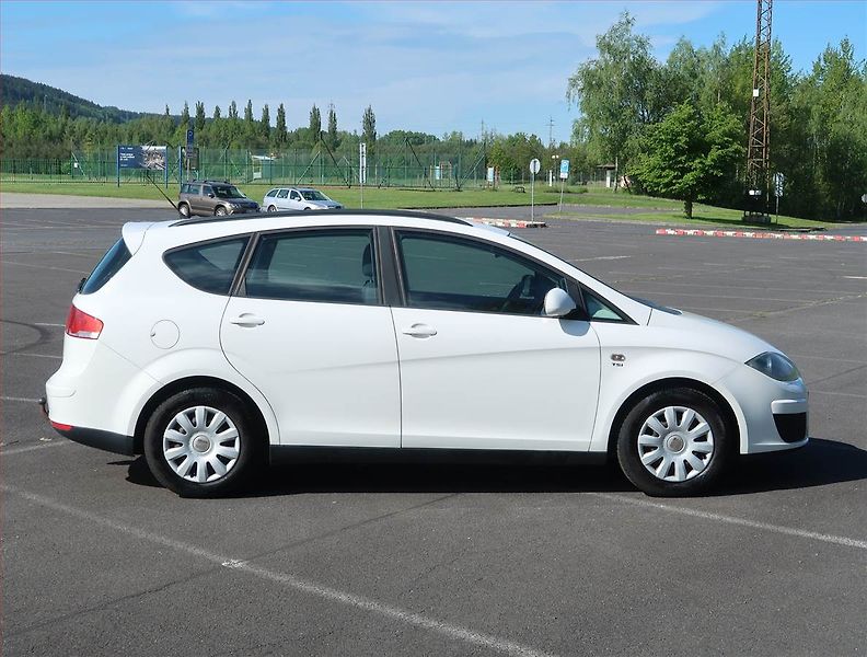 Seat Altea (2011) 1.2 TSI, Vyhř. sedaček - fotka 6 z 14