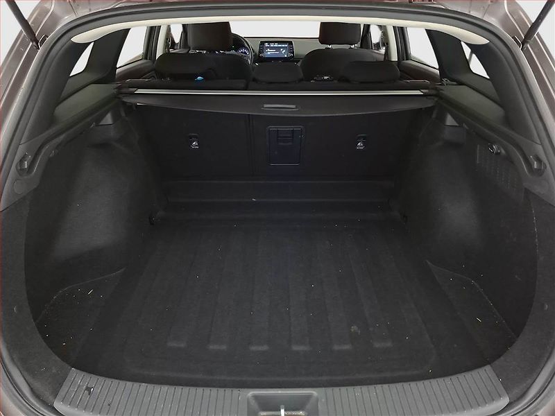 Hyundai i30 (2022) 1.0 T-GDI, Serv.kniha - fotka 13 z 18