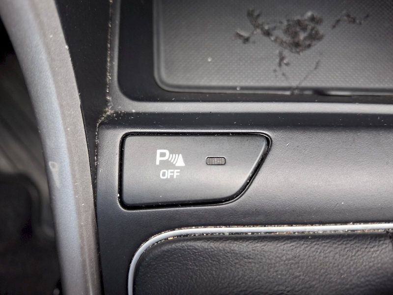 Hyundai i30 (2015) Kombi - fotka 27 z 31