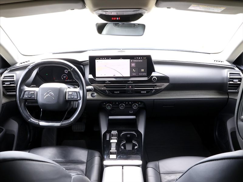 Citroën C5 X 1,6 PT 180k CZ Exclusive DPH - fotka 29 z 37