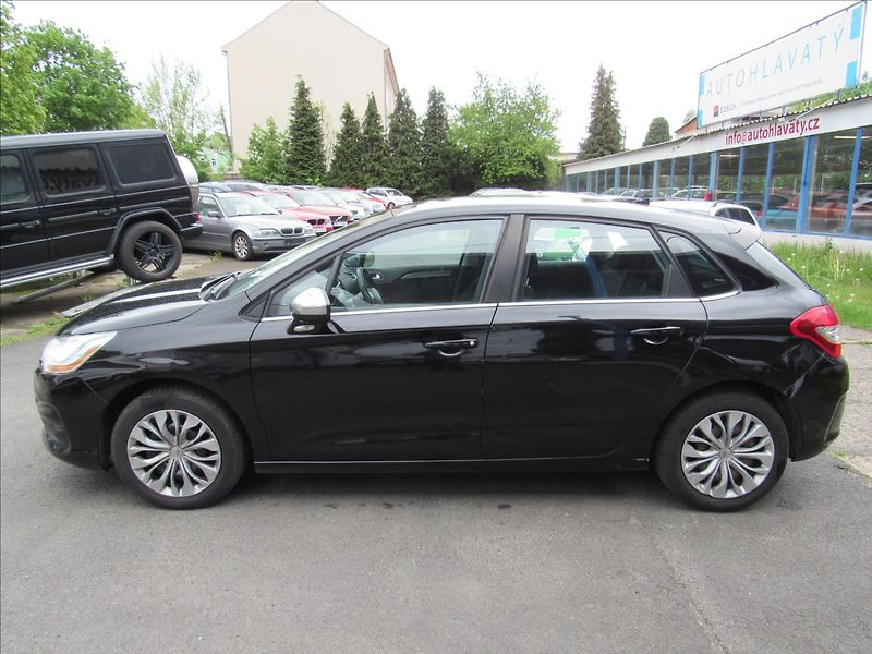 Citroën C4 1,2 96kW - fotka 7 z 29