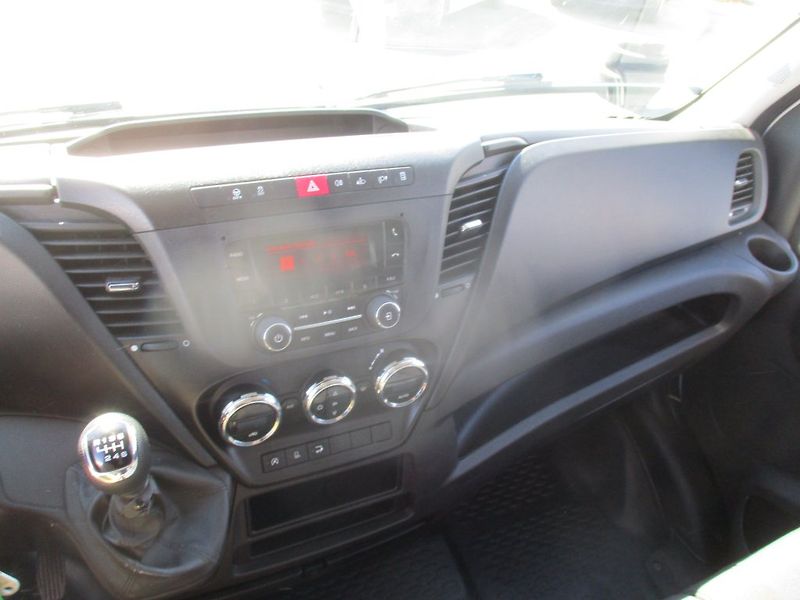 Iveco Daily 35S16 s HC - fotka 14 z 20