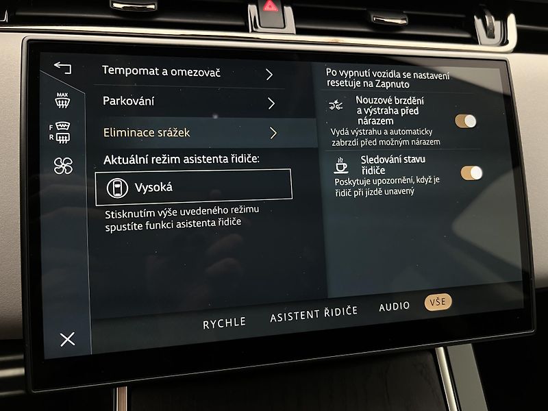 Land Rover Range Rover Evoque P250 DYNAMIC SE AWD AUT CZ - fotka 41 z 43