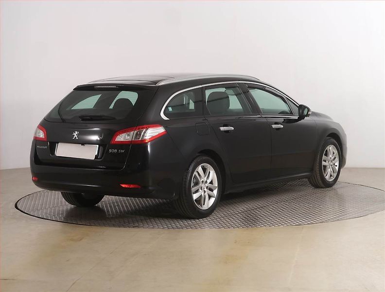 Peugeot 508 (2013) 2.0 HDi, Serv.kniha, Navi - fotka 5 z 13
