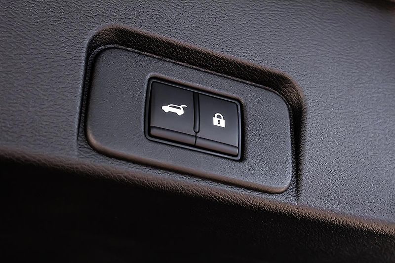 Nissan X-Trail (2026) 1,5 e-POWER 213HP e-4ORCE N-CO - fotka 8 z 16
