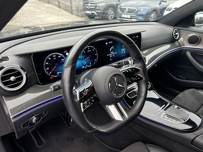 Mercedes-Benz Třídy E 400d 4MATIC kombi AMG paket - fotka 9 z 23