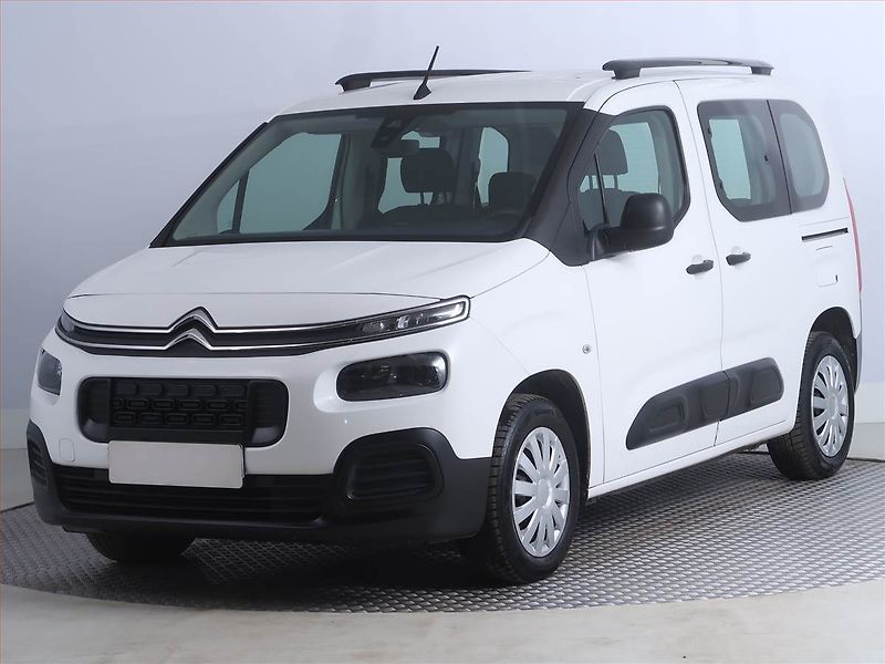 Citroën Berlingo (2019) Live 1.5 BlueHDi, 5Míst, ČR - fotka 2 z 16