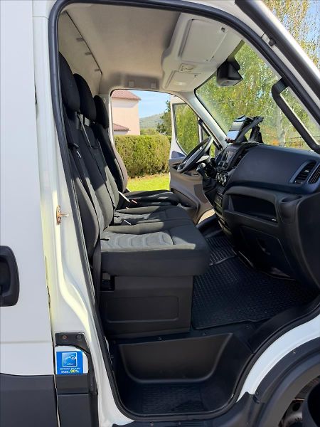 Iveco Daily 3,0 70C18HA8V 18cm3 - fotka 44 z 46