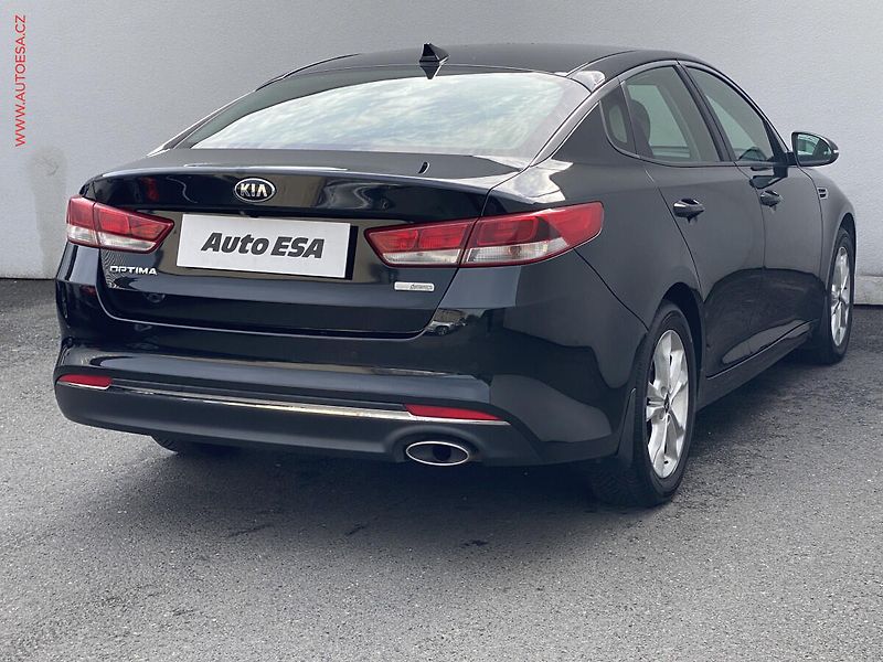 Kia Optima (2016) 1.7 CRDi, ČR, Navi, AC - fotka 4 z 17