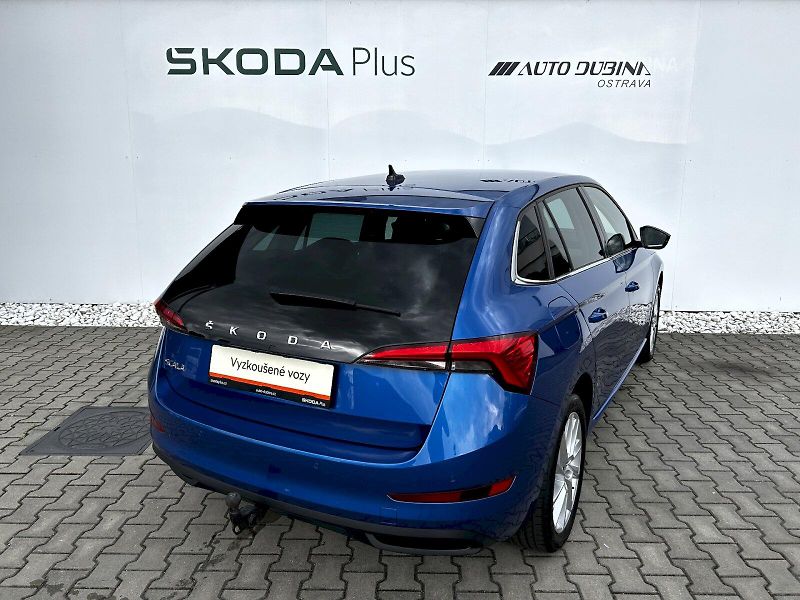 Škoda Scala (2023) 1.0 TSI 81kW DSG Style - fotka 2 z 35
