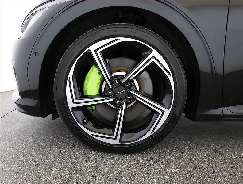 Kia EV6 (2024) GT AWD 77.4 kWh, SoH 100% - fotka 20 z 22