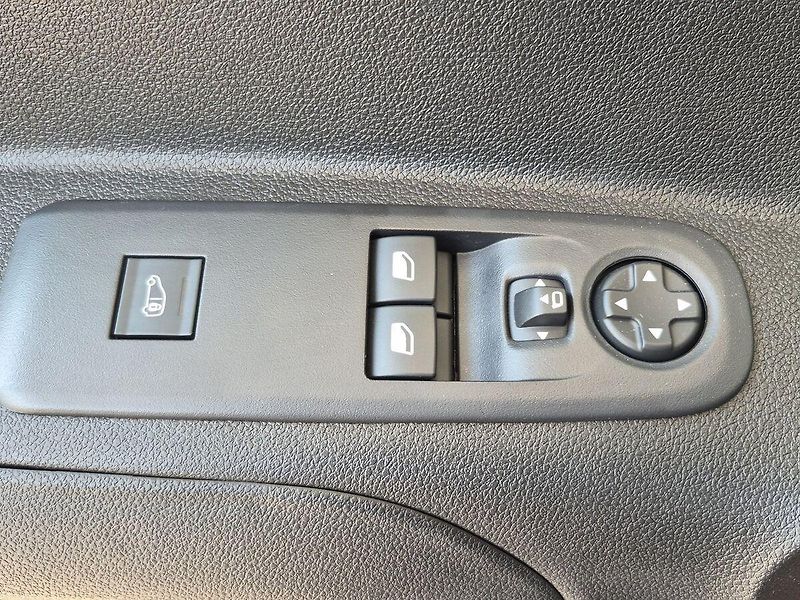 Toyota ProAce Active Full Electric - fotka 18 z 24