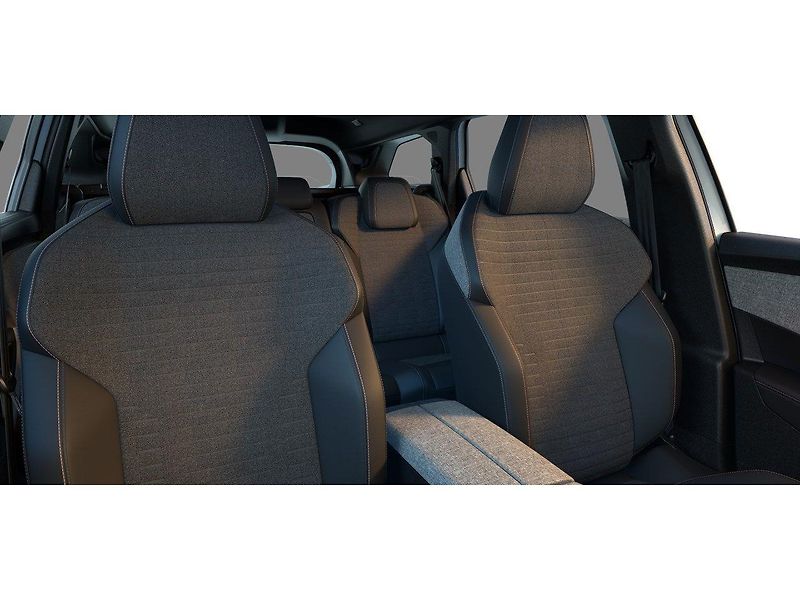 Peugeot 5008 (2025) ALLURE - fotka 9 z 9
