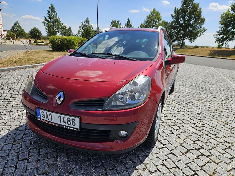 Renault Clio (2008) 1.2, 2x kola, SPLÁTKY  - fotka 2 z 26