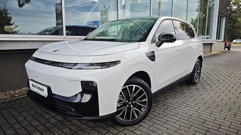 Leapmotor B10 (2026) Design 67kW EV - fotka 2 z 46