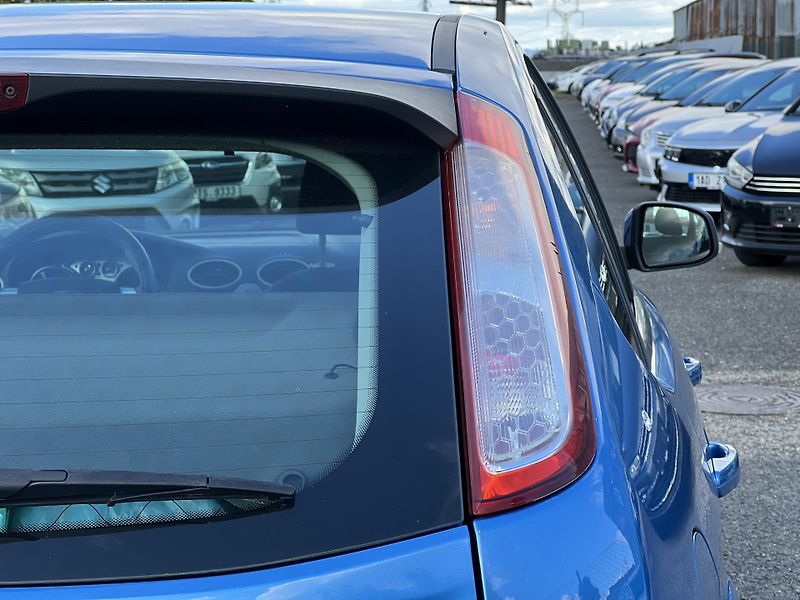 Ford Focus 1.4i 16v KOUPENO V ČR 1.MAJ. - fotka 33 z 34