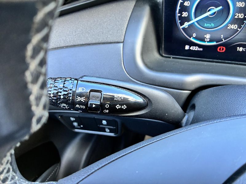 Hyundai Tucson 1,6T-GDi 110kW SMART  - fotka 23 z 27