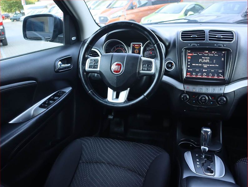 Fiat Freemont (2014) 2.0 MultiJet, 4X4, Automat - fotka 7 z 22