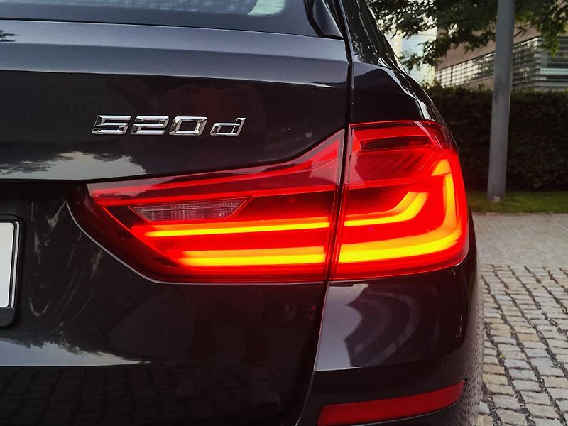 BMW Řada 5 520D AUT KAMERA SERVISKA - fotka 47 z 48