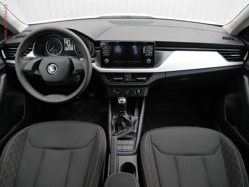 Škoda Kamiq (2022) 1.0 TSi, ČR, Ambition - fotka 8 z 19