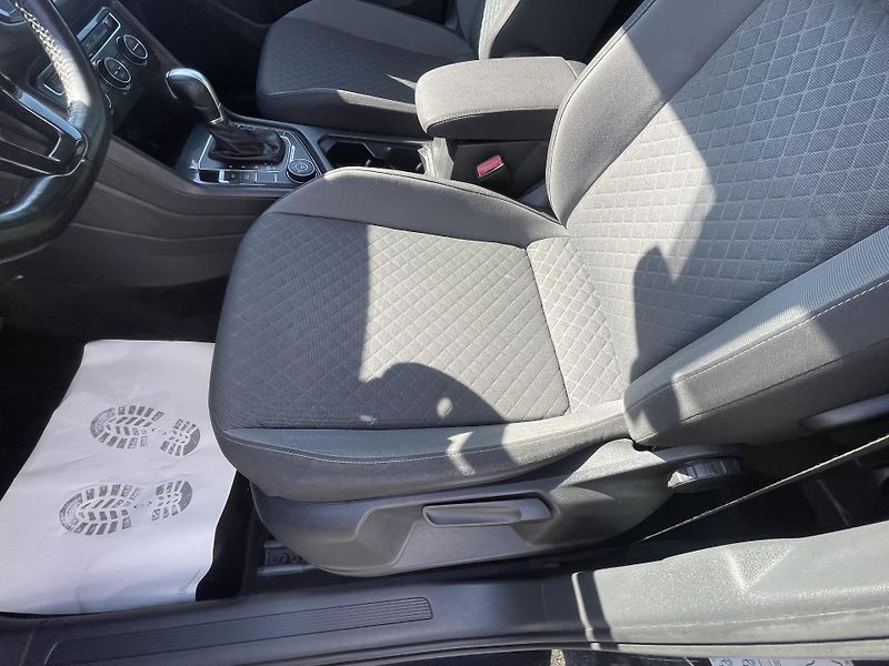 Volkswagen Tiguan 2.0TDi 150PS 4x4 DSG 179TKM 1A - fotka 113 z 131