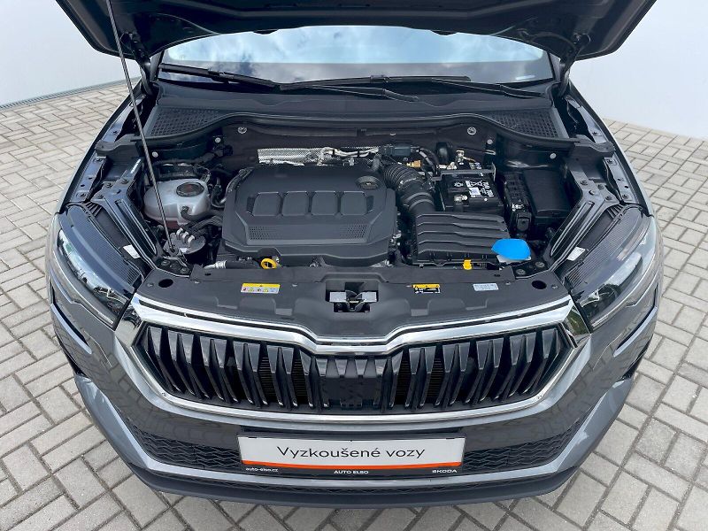 Škoda Karoq (2024) 2.0 TDI / 110 kW DSG 4x4 Top S - fotka 13 z 30
