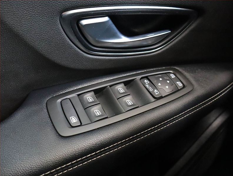 Renault Scénic (2019) 1.3 TCe, Automat, ČR,1.maj - fotka 22 z 24