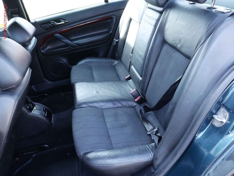 Škoda Superb (2005) 1.9 TDi, ČR, TZ, výhř.sed. - fotka 9 z 16