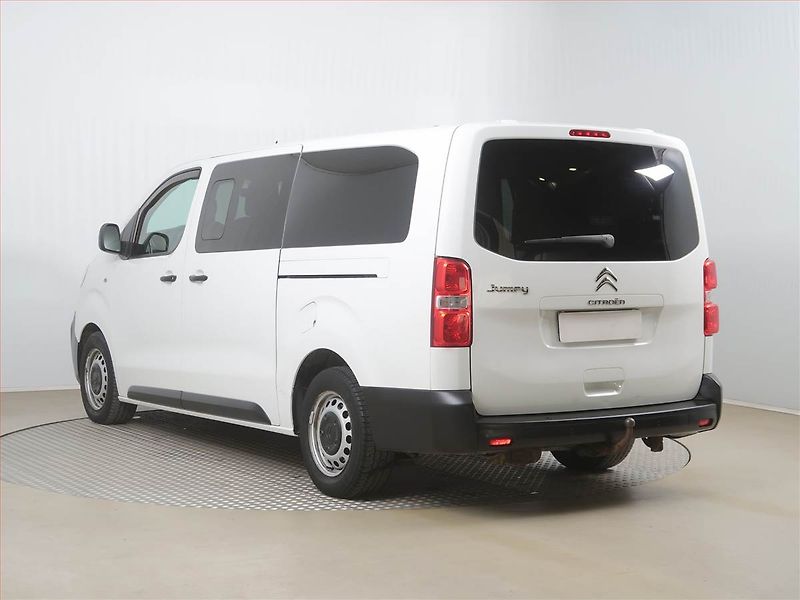 Citroën Jumpy (2019) 2.0 BlueHDi, Bus, 5Míst, ČR - fotka 4 z 15