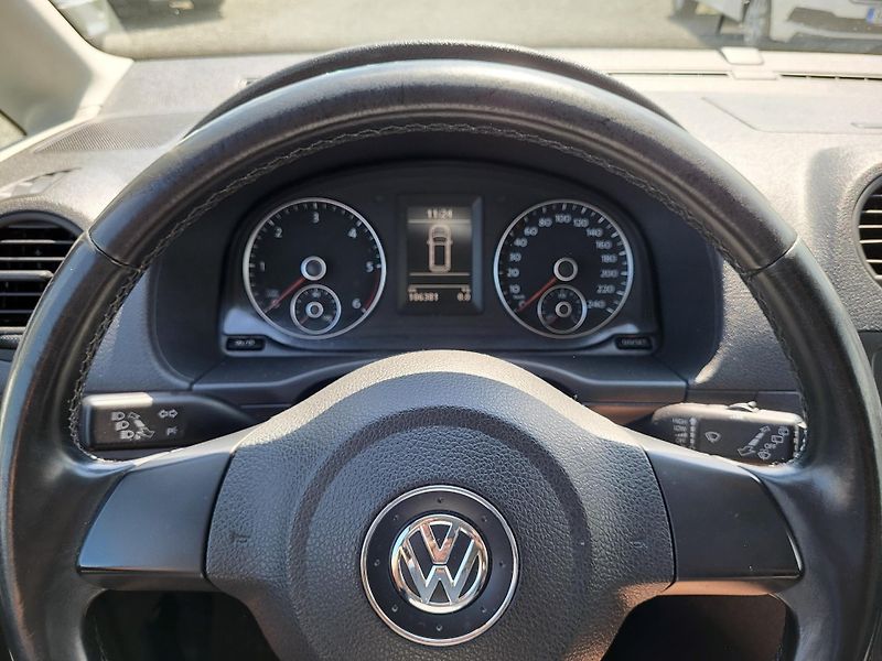 Volkswagen Caddy MAXI 1.6 TDi 75kW 5-míst - fotka 10 z 39