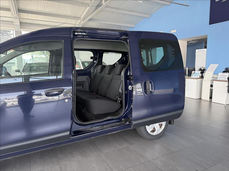 Dacia Dokker 1,5   DCi,SERVISKA,TAŽNÉ,1.MAJ - fotka 17 z 22